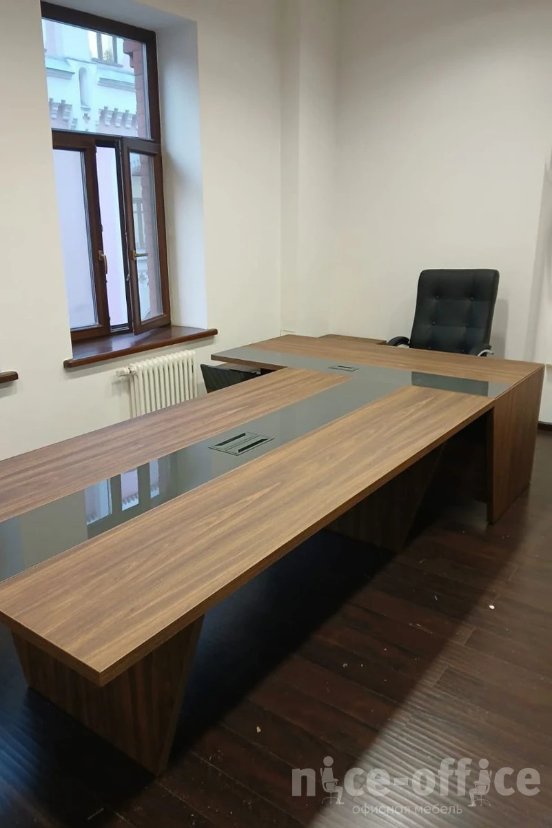 Кабинет руководителя Corner фото в интерьере 2